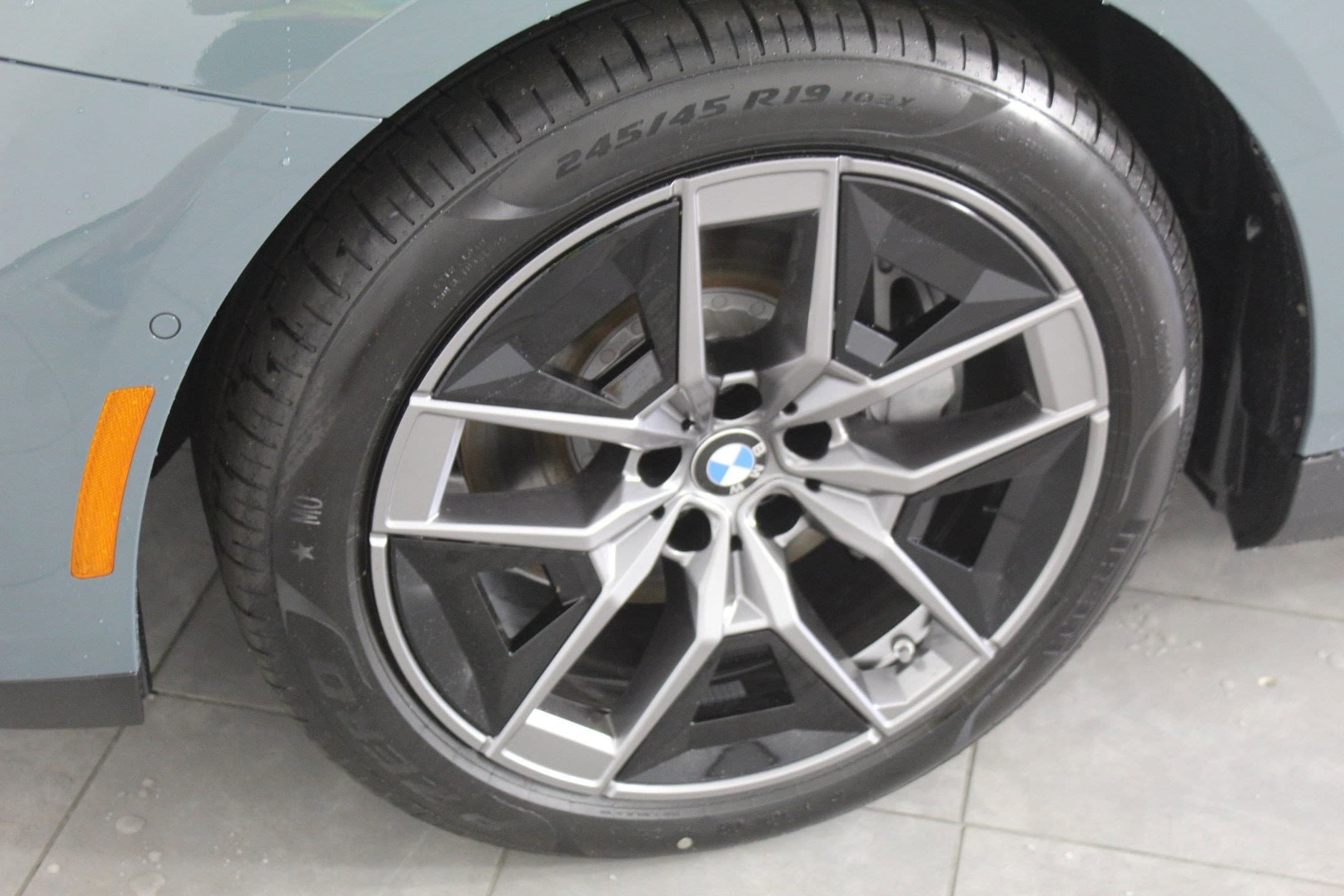 2026 BMW i5 40 - Photo 23