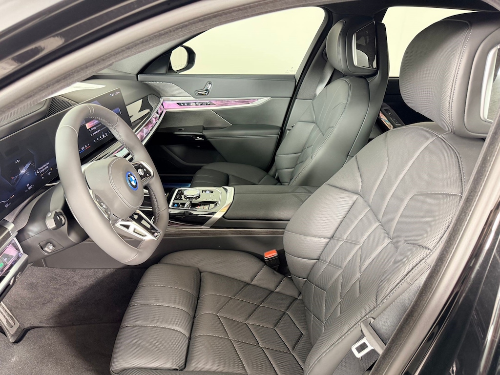Used 2026 BMW i7 xDrive60 Sedan