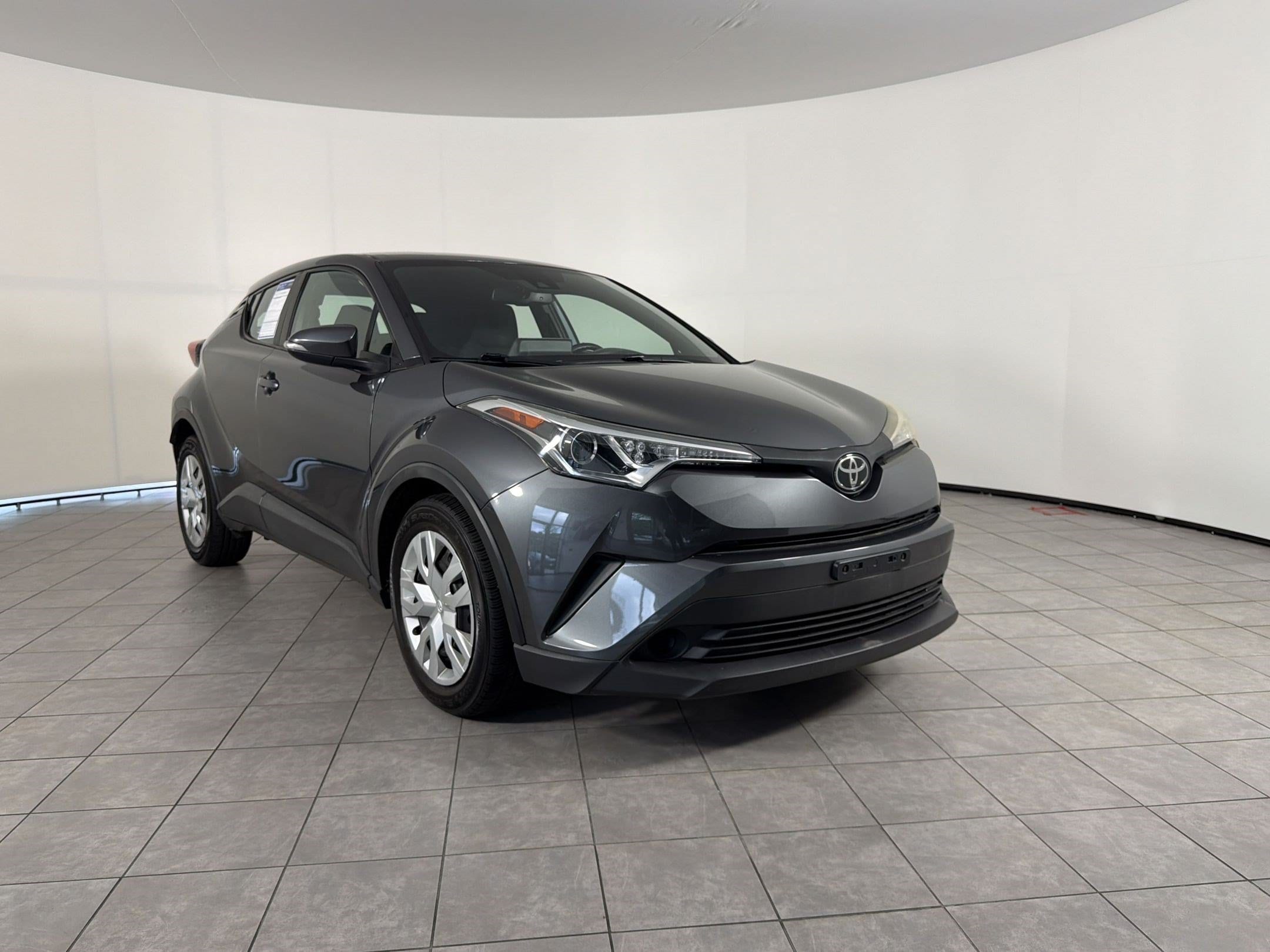 C-HR LE SUV