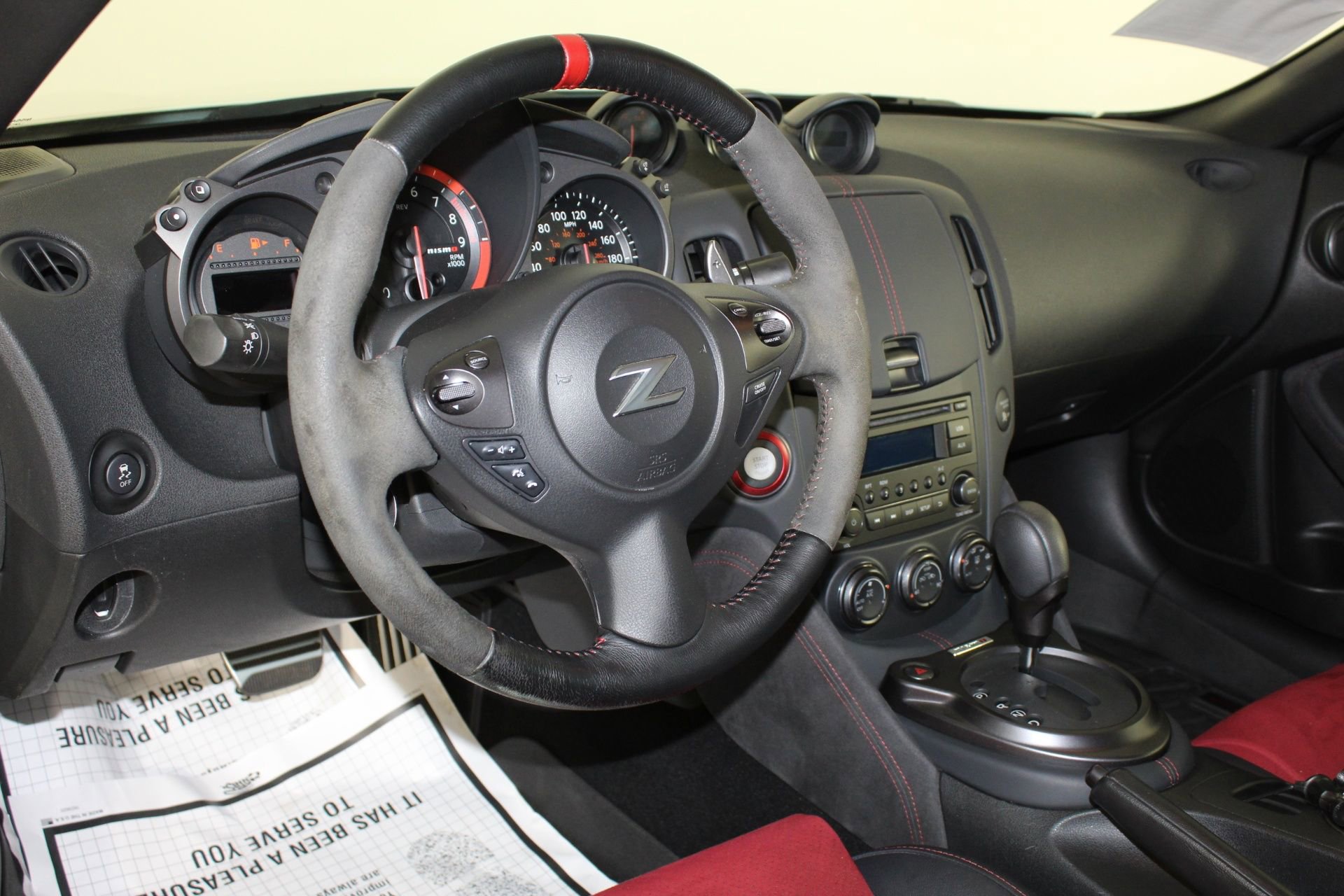 2015 Nissan 370Z Nismo photo 4