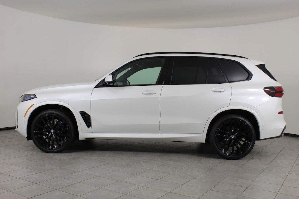 New 2026 BMW X5 xDrive40i SUV