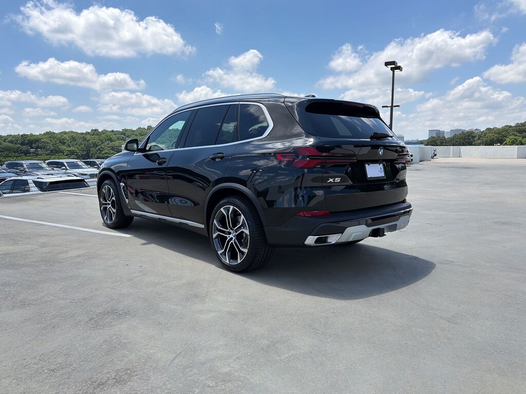 New 2026 BMW X5 xDrive40i SUV