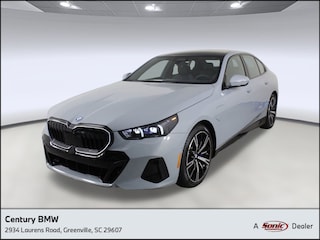 2026 BMW 550e xDrive Sedan
