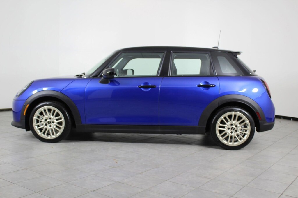Used 2026 MINI Hardtop 4 Door Cooper S Hatchback