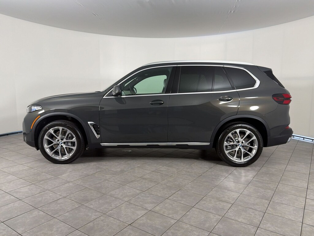 New 2026 BMW X5 xDrive40i SUV