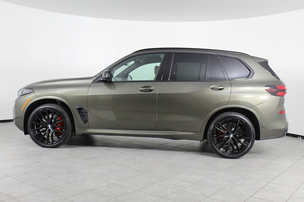 New 2026 BMW X5 M60i SUV