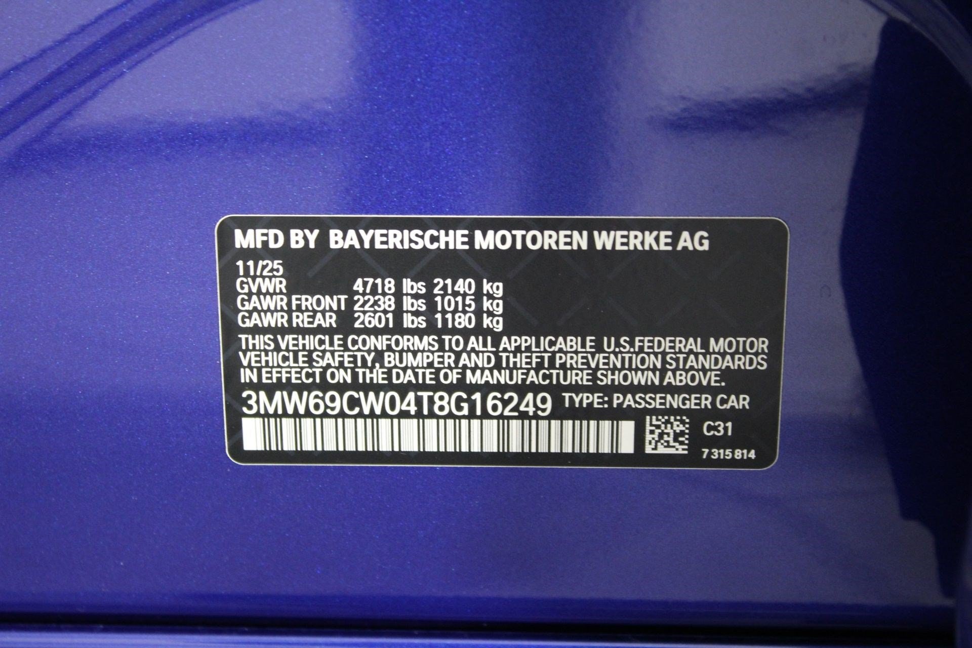 2026 BMW 3 Series 330i - Photo 18