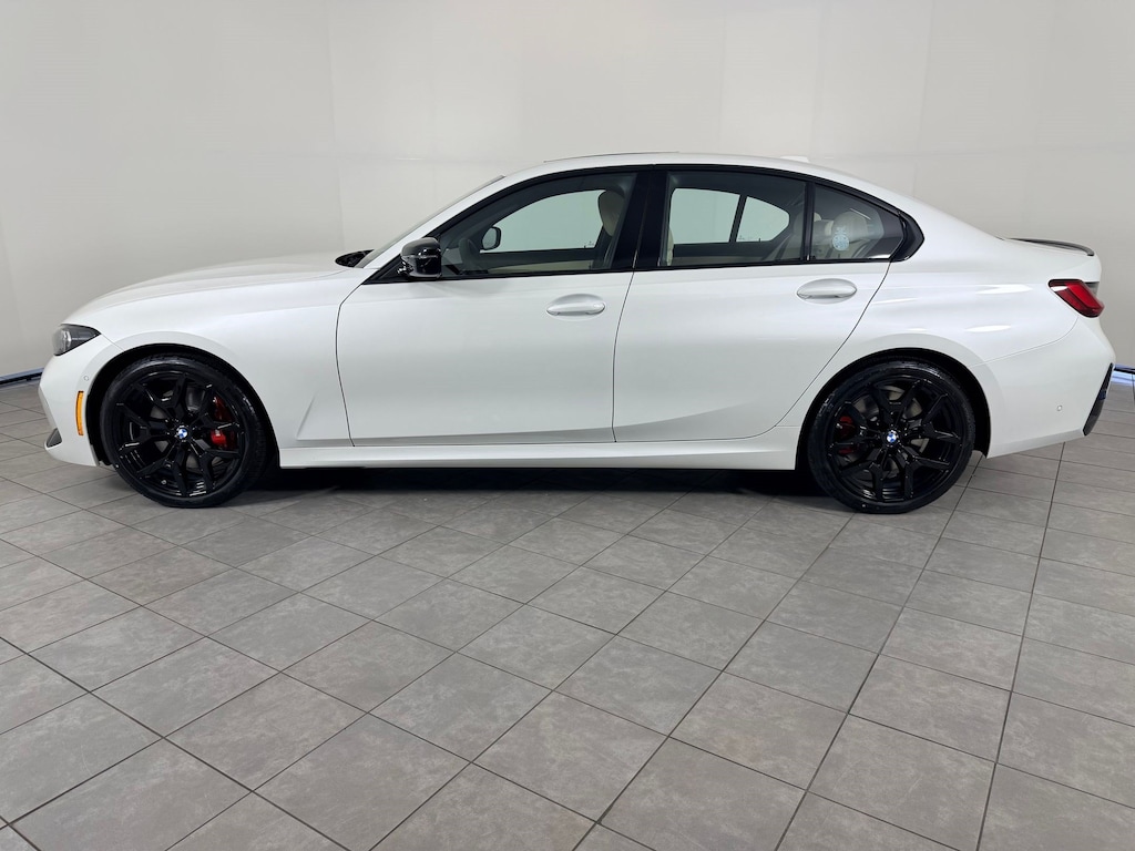 New 2026 BMW 330i Sedan