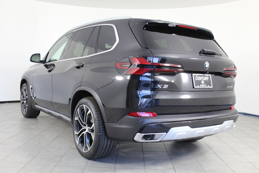New 2026 BMW X5 xDrive40i SUV