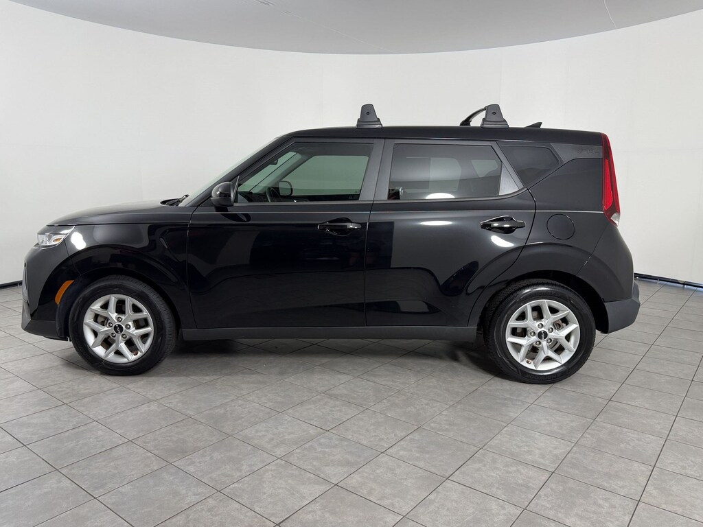 Used 2022 Kia Soul LX Hatchback
