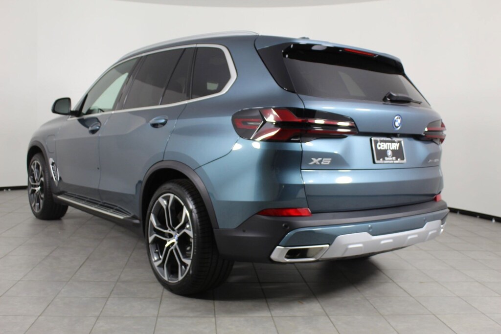 New 2026 BMW X5 PHEV xDrive50e SUV