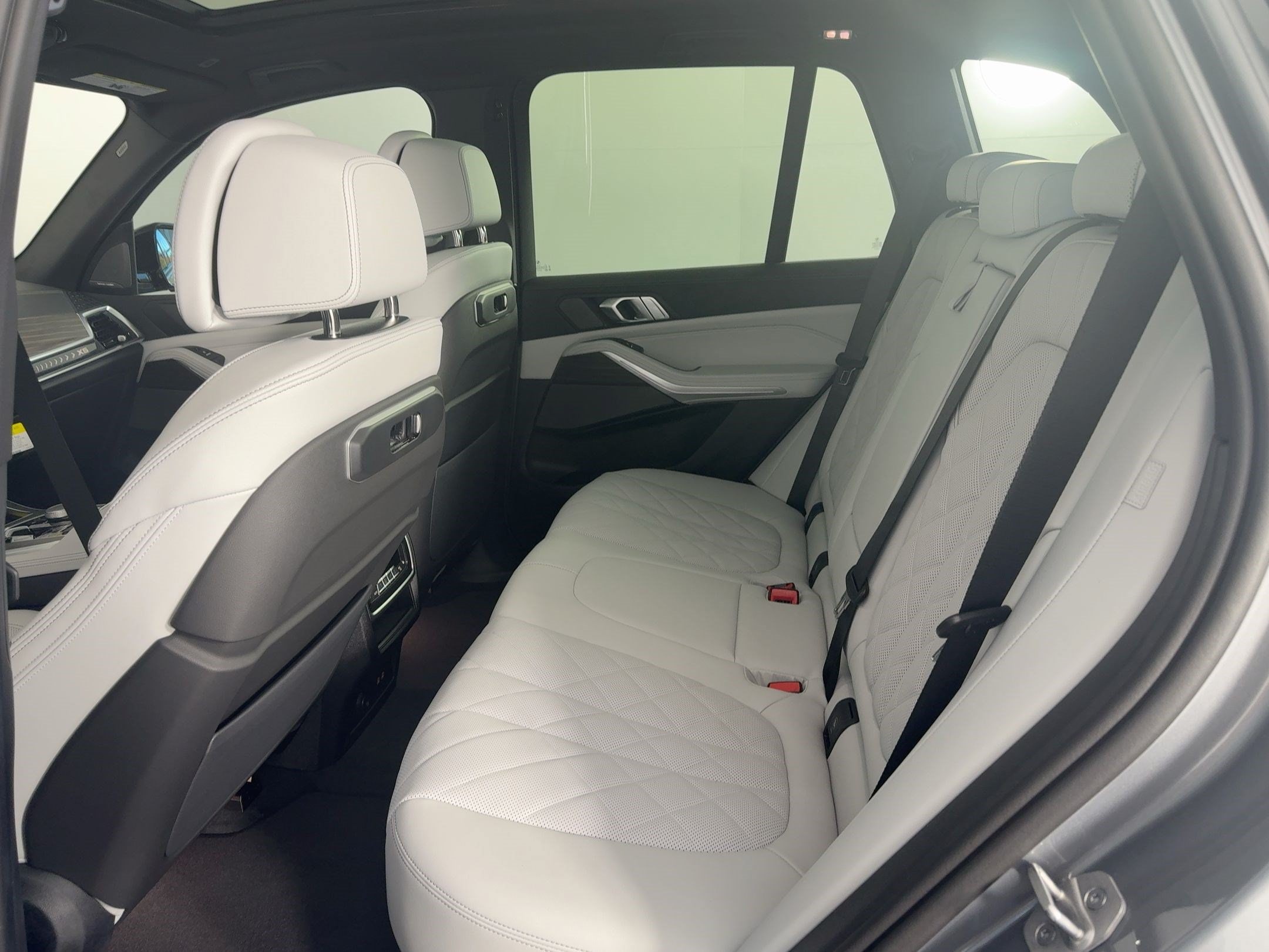 2026 BMW X5 40i - Photo 22