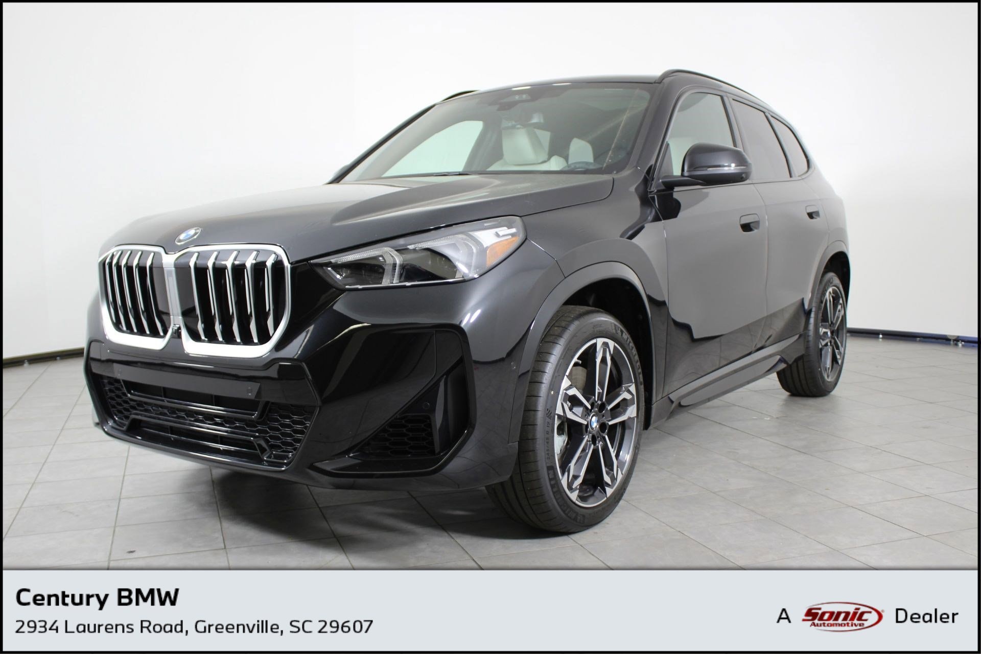 2026 BMW X1 28i's photo