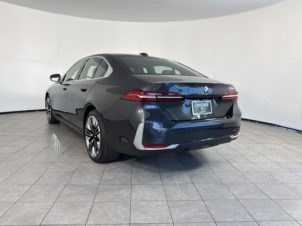 New 2026 BMW 530i Sedan