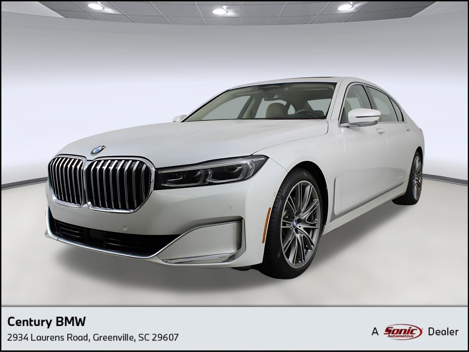 2022 BMW 7 Series 740i's photo