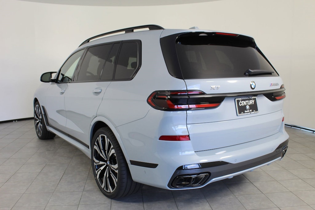 New 2026 BMW X7 M60i SUV