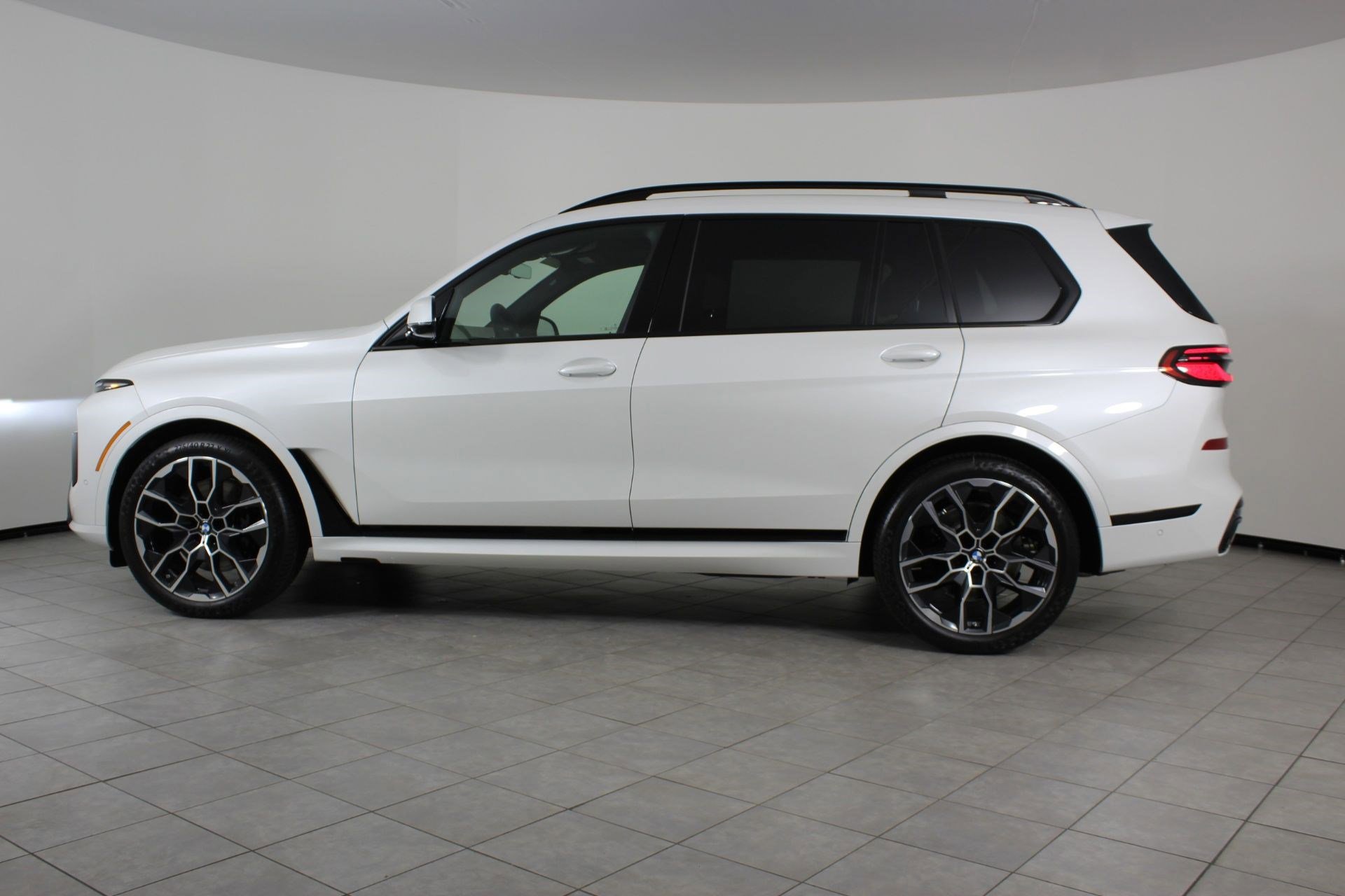 2026 Bmw X7 xDrive40i photo 2