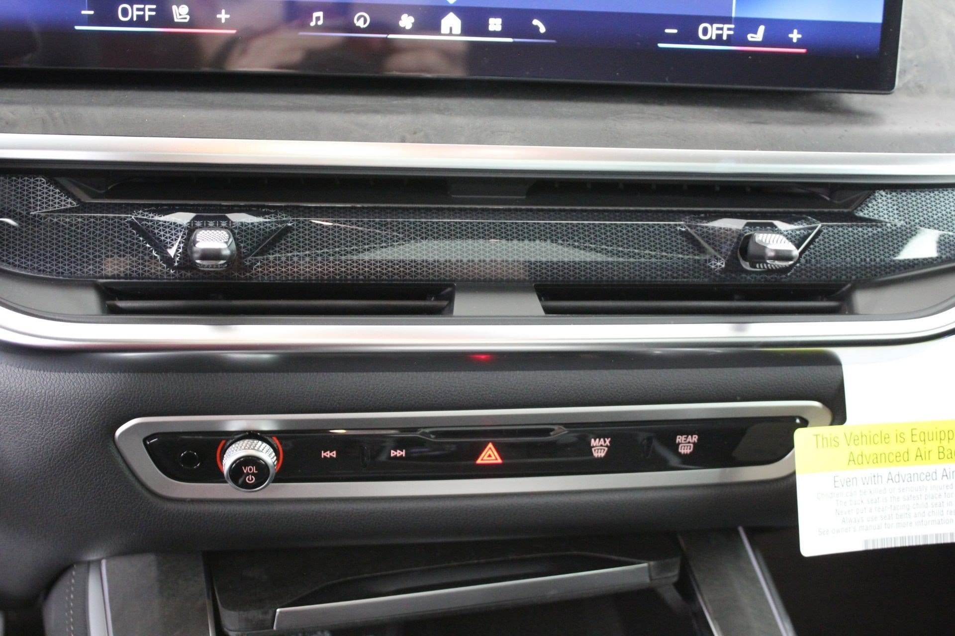 2026 BMW X5 50e - Photo 18