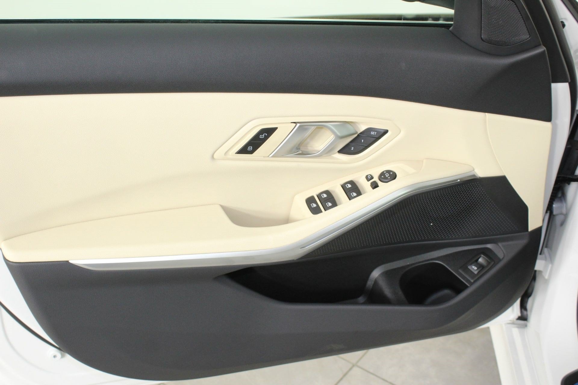 2026 BMW 3 Series 330i - Photo 13
