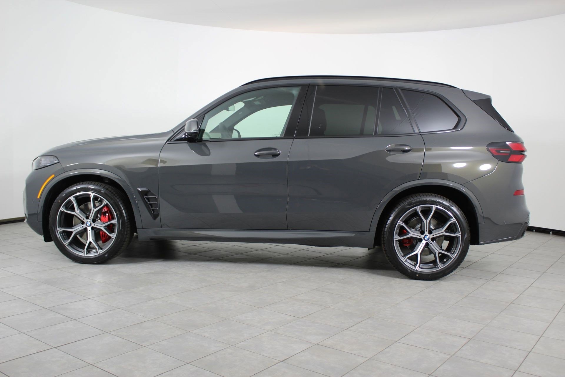 2026 Bmw X5 xDrive40i photo 2