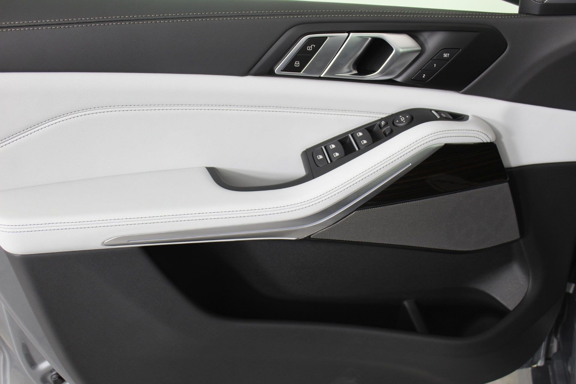 2026 BMW X5 40i - Photo 12