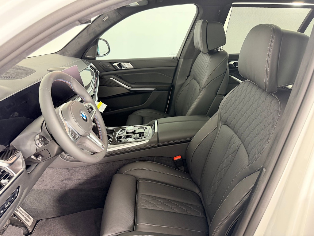 New 2027 BMW X7 M60i SUV