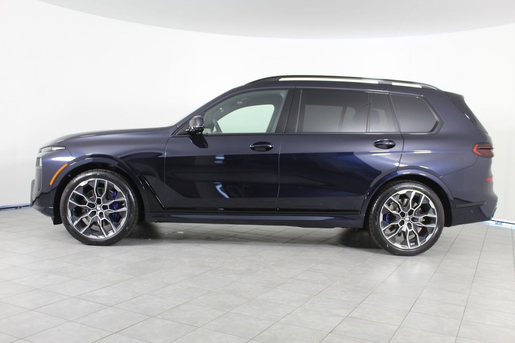 New 2026 BMW X7 M60i SUV