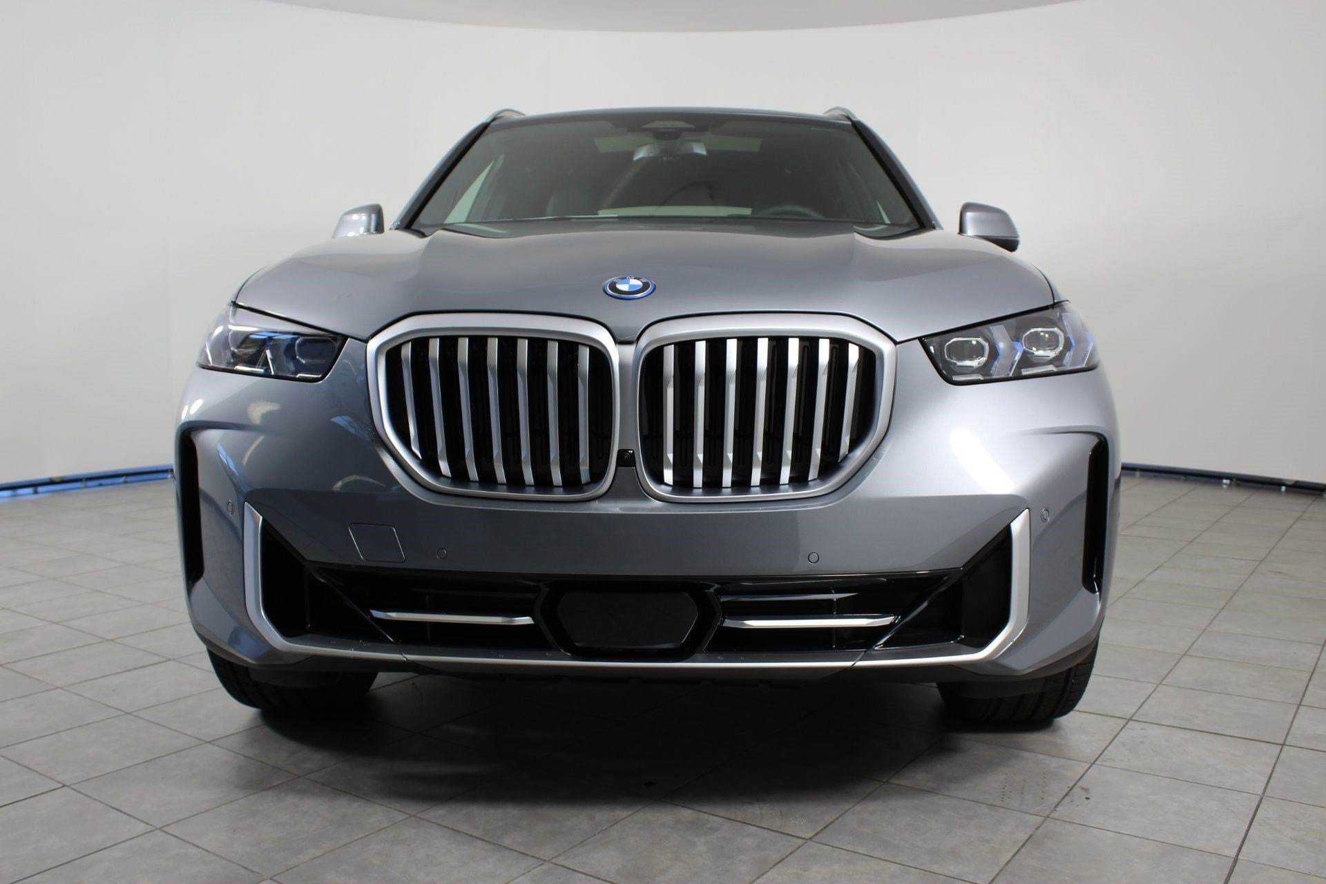 2026 BMW X5 50e - Photo 6