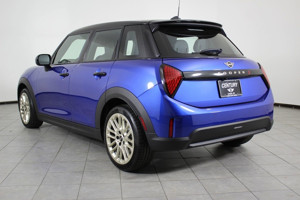 Used 2026 MINI Hardtop 4 Door Cooper S Hatchback