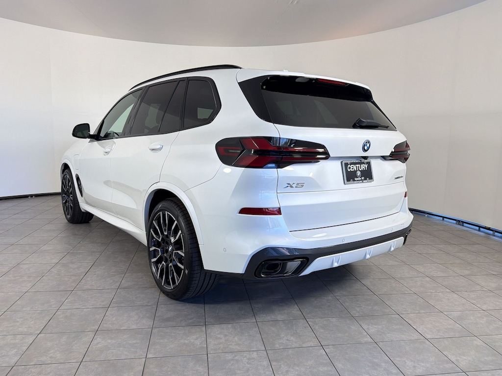 New 2026 BMW X5 PHEV xDrive50e SUV