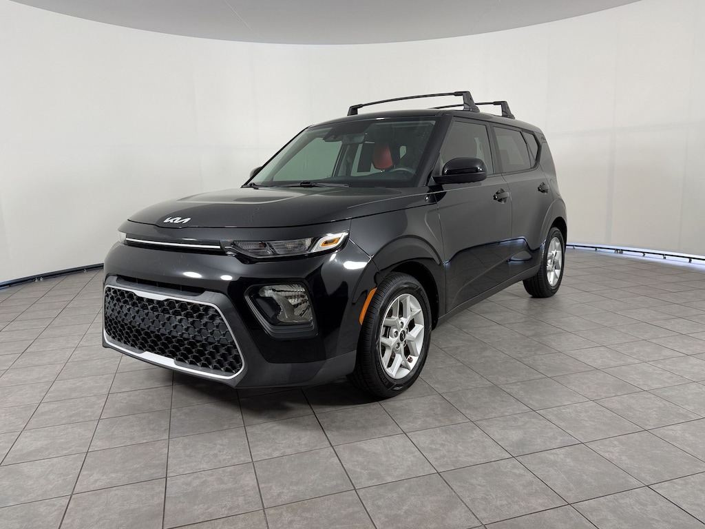 Used 2022 Kia Soul LX Hatchback