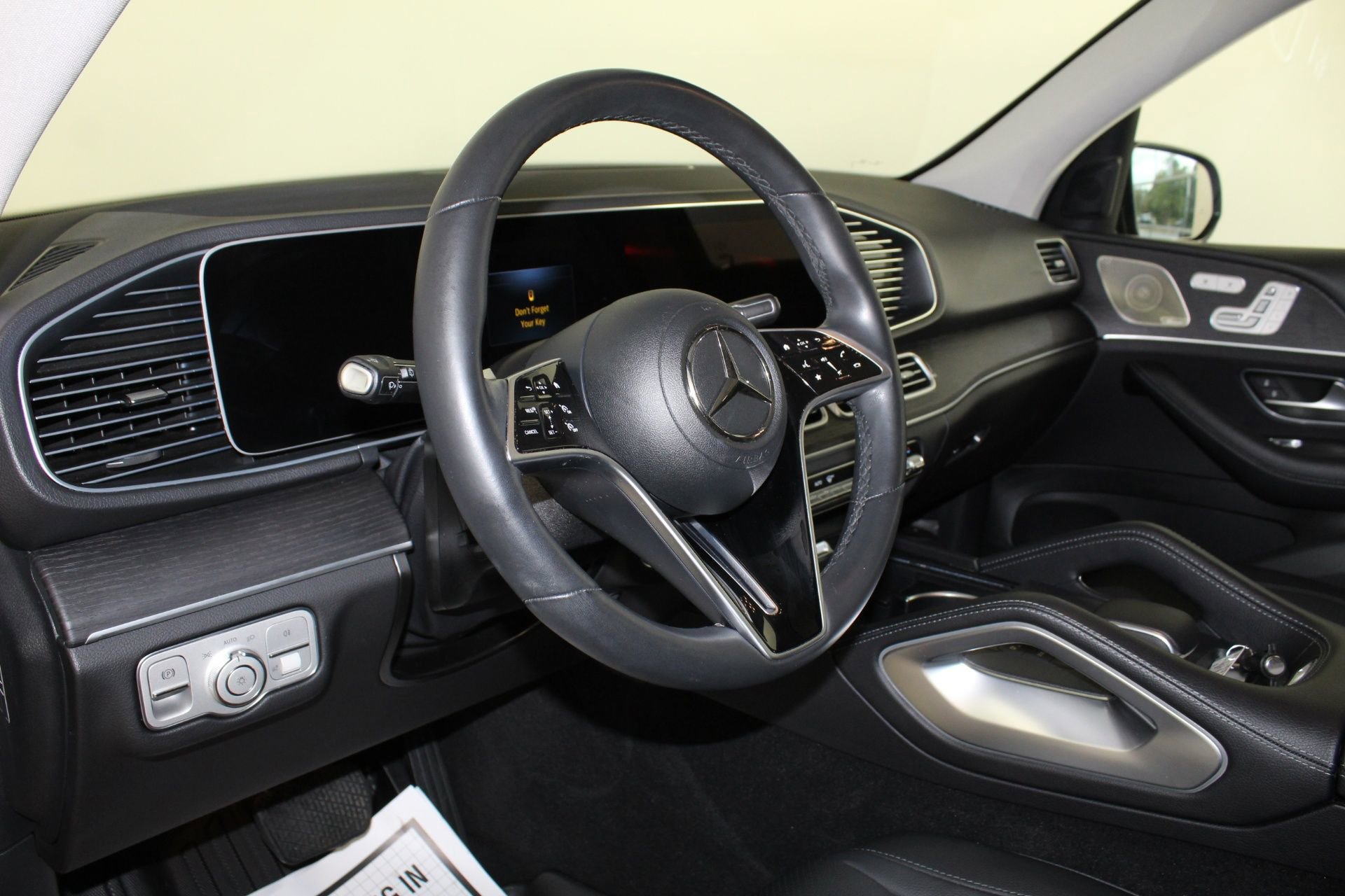 2024 Mercedes Benz GLE 350 photo 4