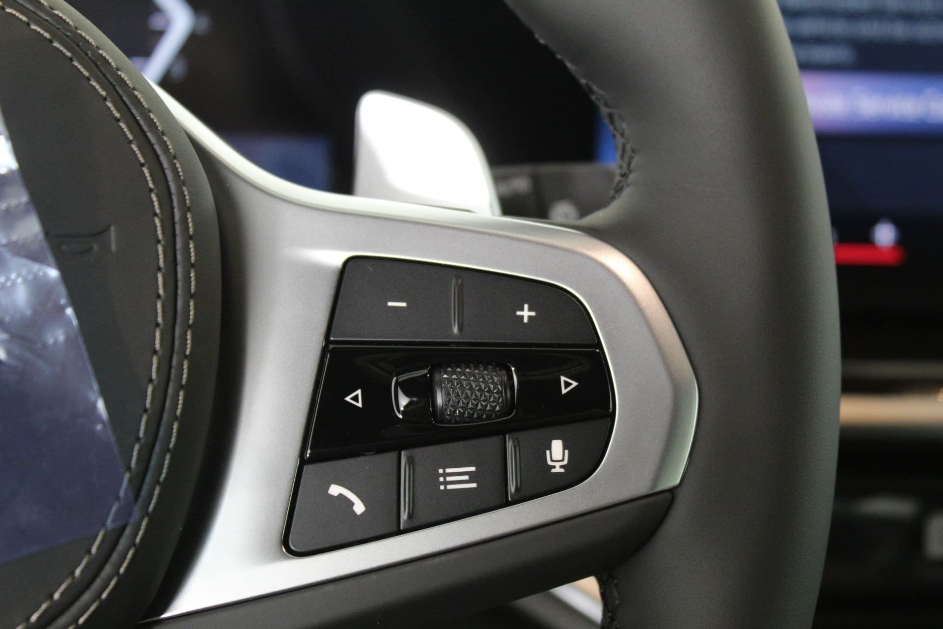 2026 BMW X5 40i - Photo 27