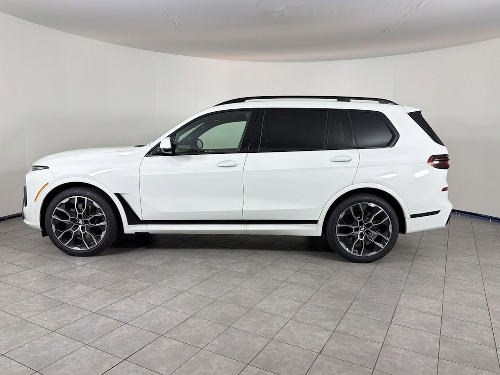 New 2026 BMW X7 xDrive40i SUV