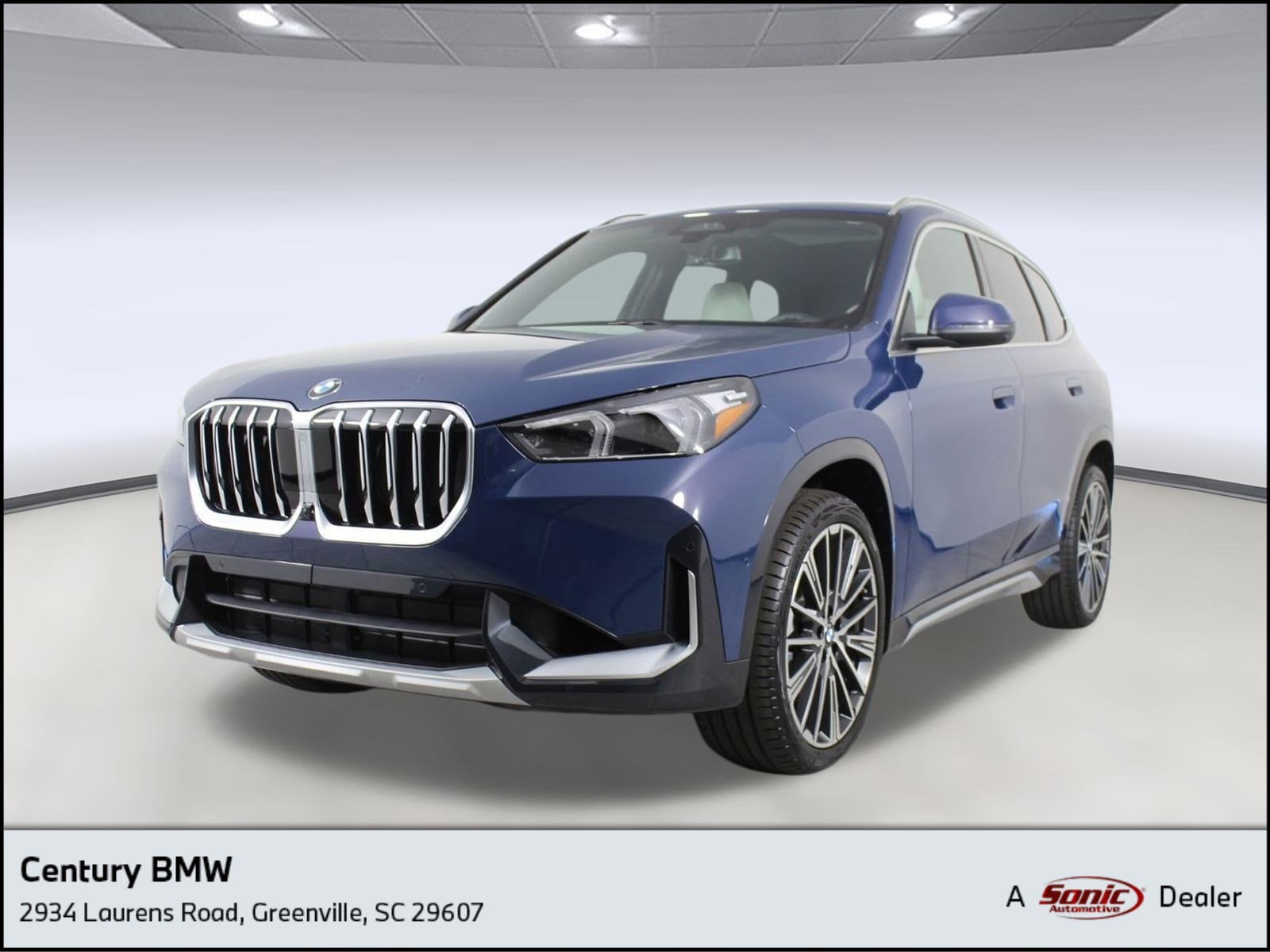 2026 BMW X1 28i's photo