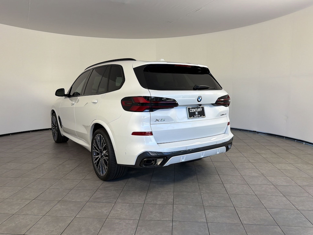 New 2026 BMW X5 xDrive40i SUV