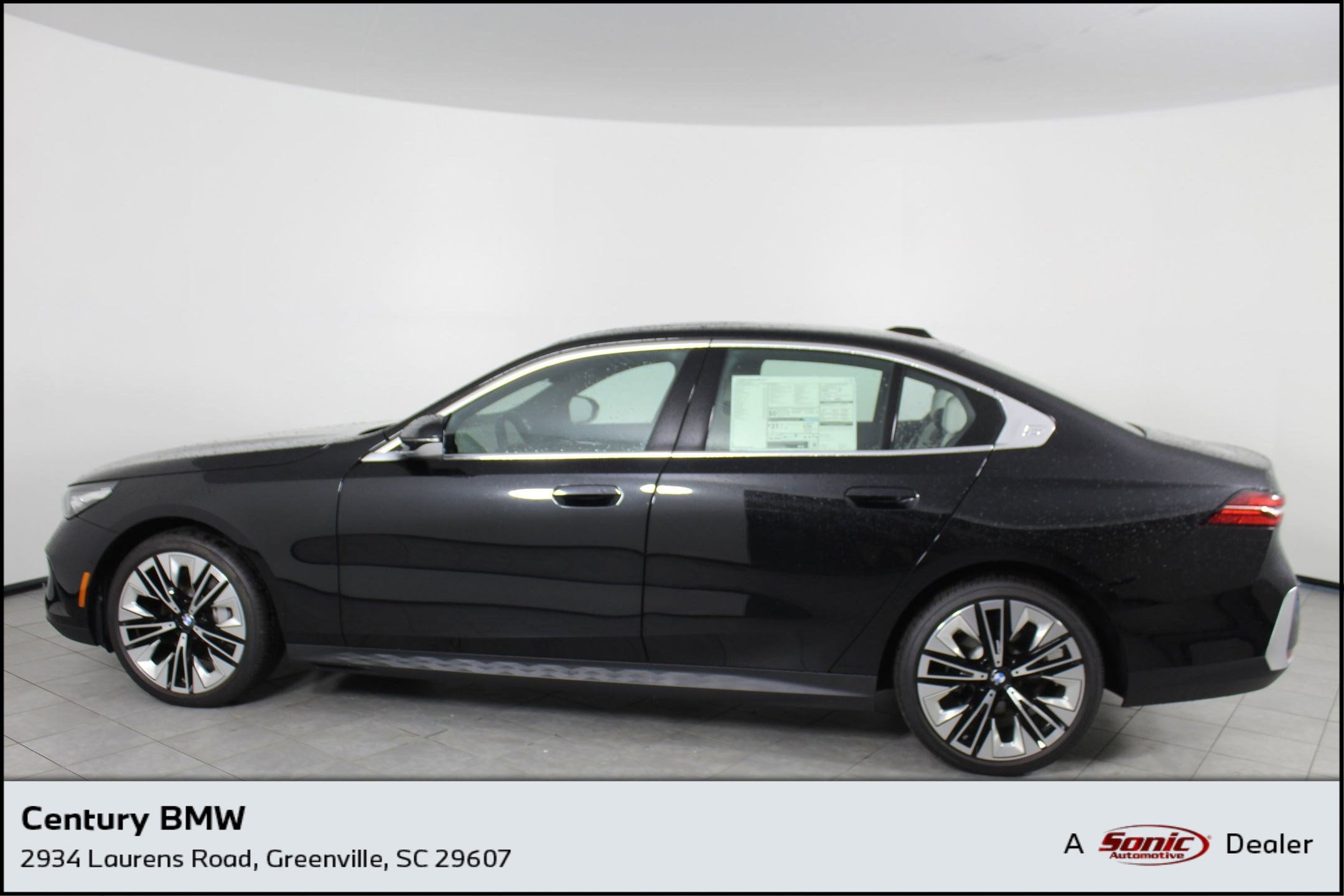2025 BMW 530i Sedan 