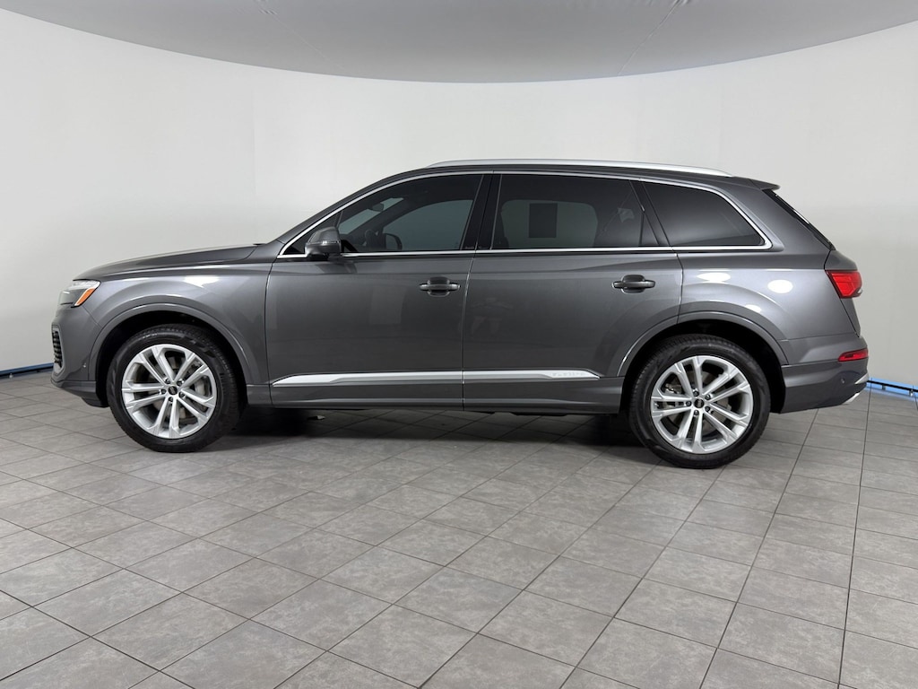 Used 2025 Audi Q7 Premium SUV