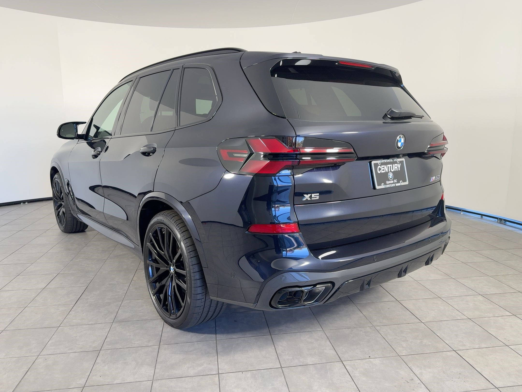 2026 Bmw X5 M60i photo 2