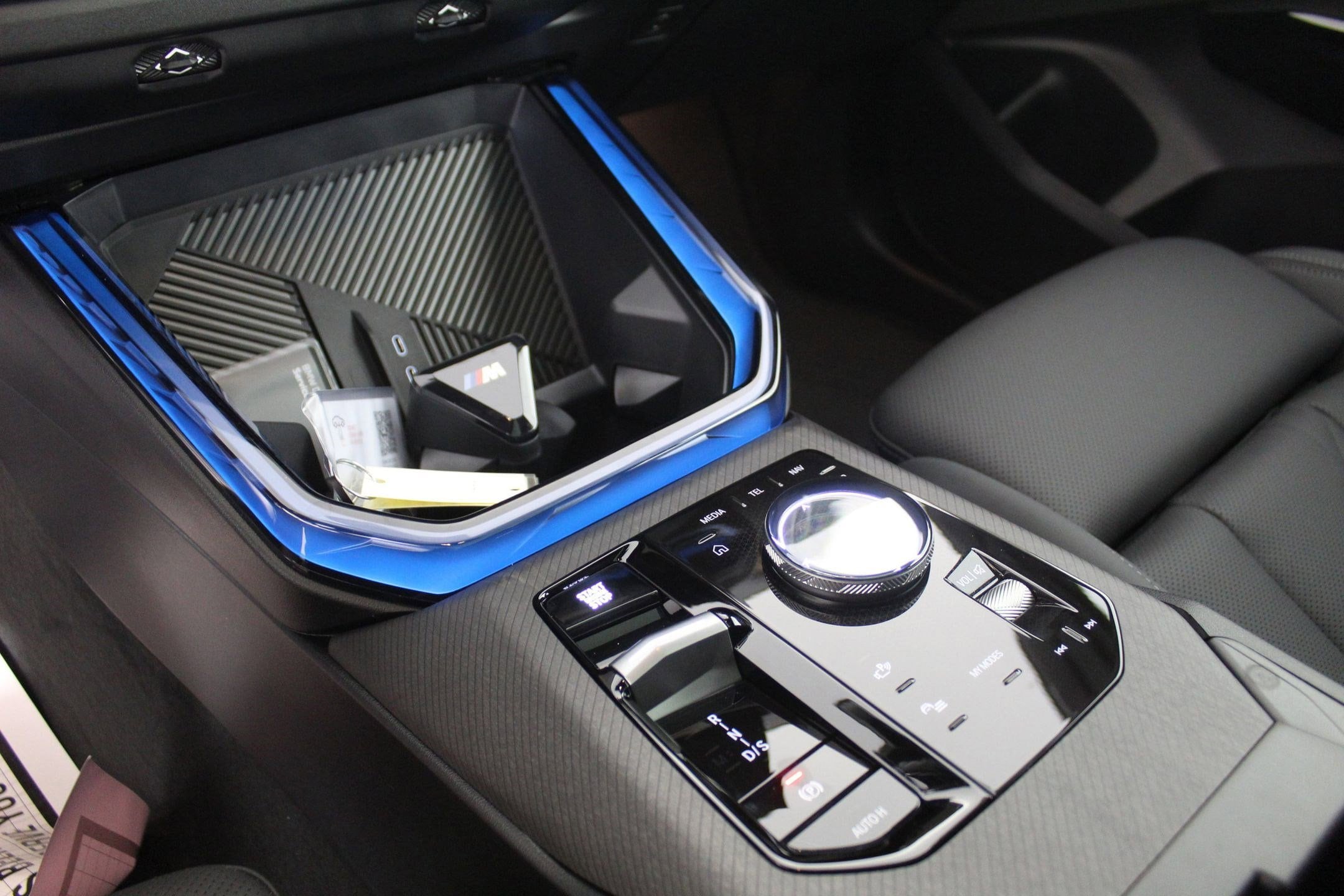 2026 BMW X3 30 - Photo 16