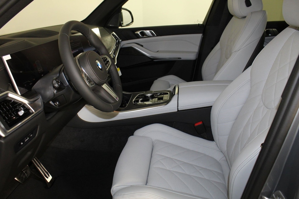 New 2026 BMW X5 xDrive40i SUV