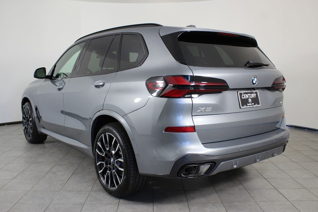 New 2026 BMW X5 xDrive40i SUV