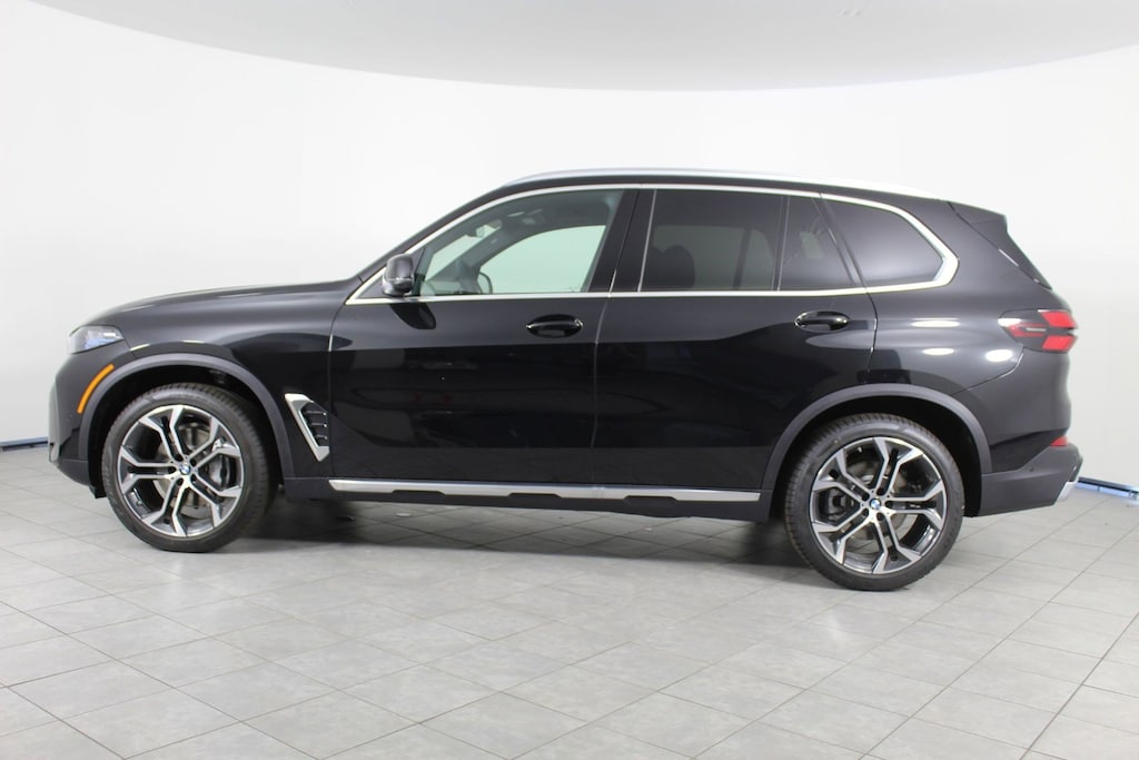 New 2026 BMW X5 xDrive40i SUV