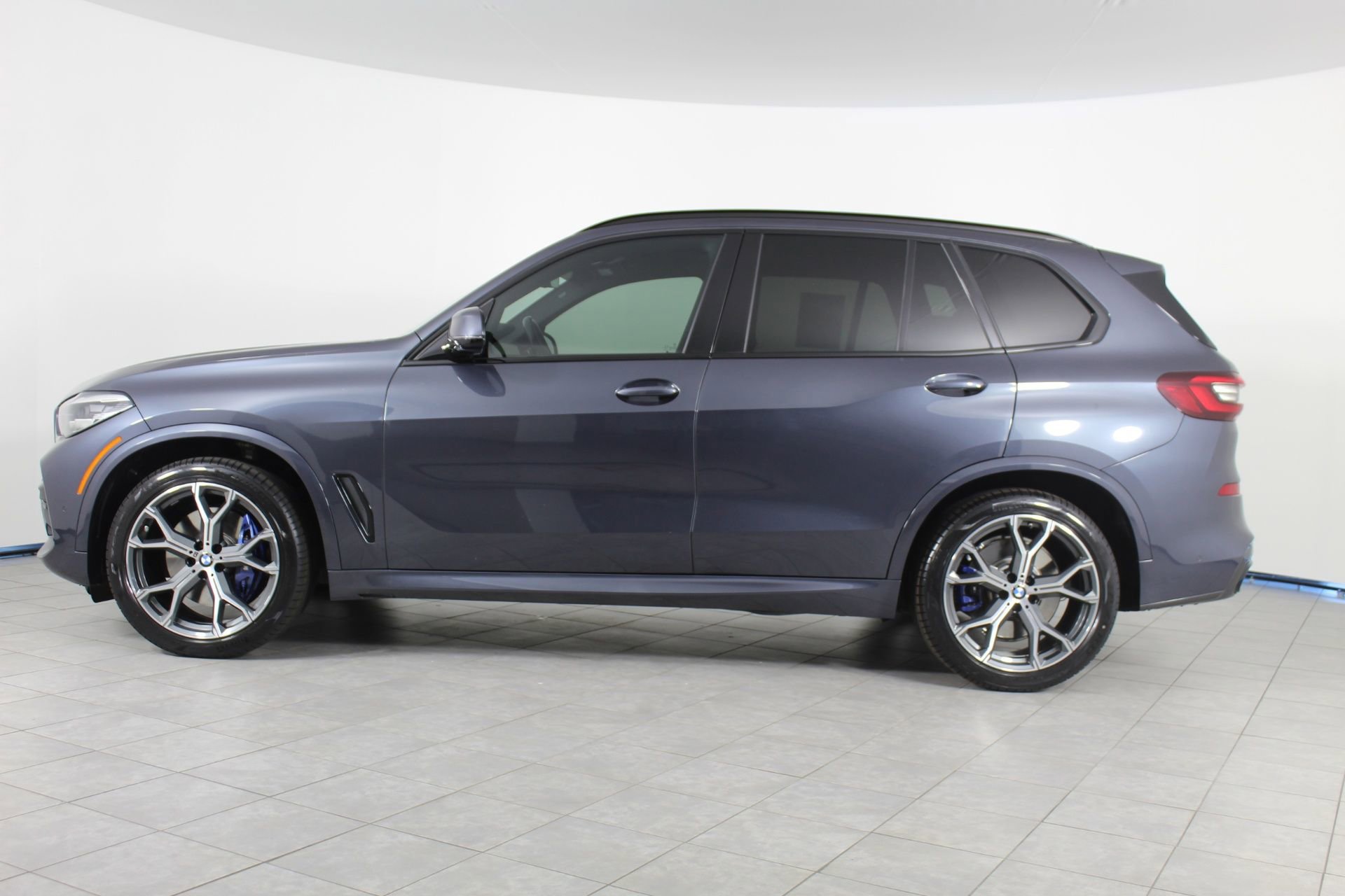 2021 Bmw X5 sDrive40i photo 2