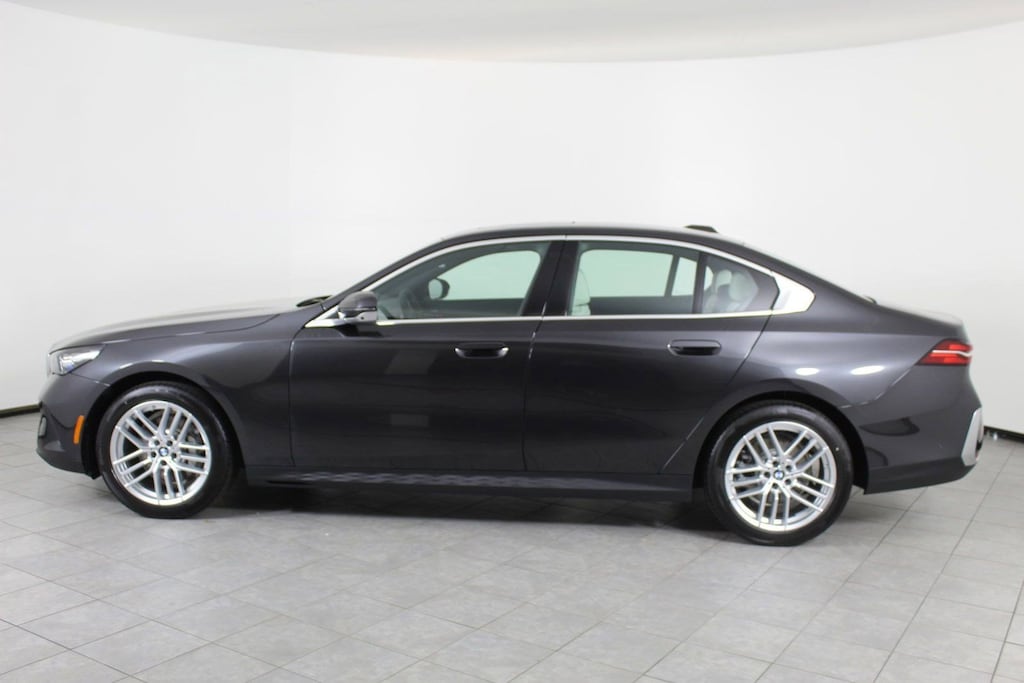 Used 2025 BMW 5 Series Sedan