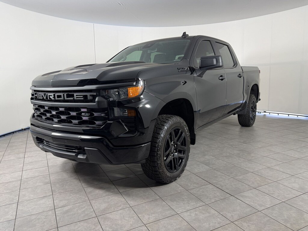 Used 2026 Chevrolet Silverado 1500 Custom Trail Boss Truck Crew Cab