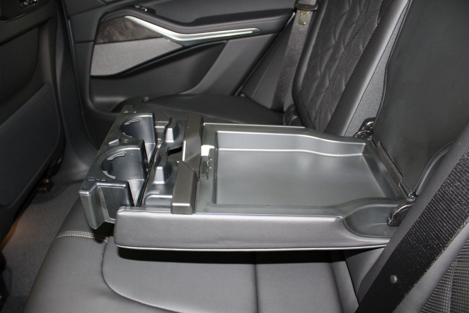 2026 BMW X5 50e - Photo 17