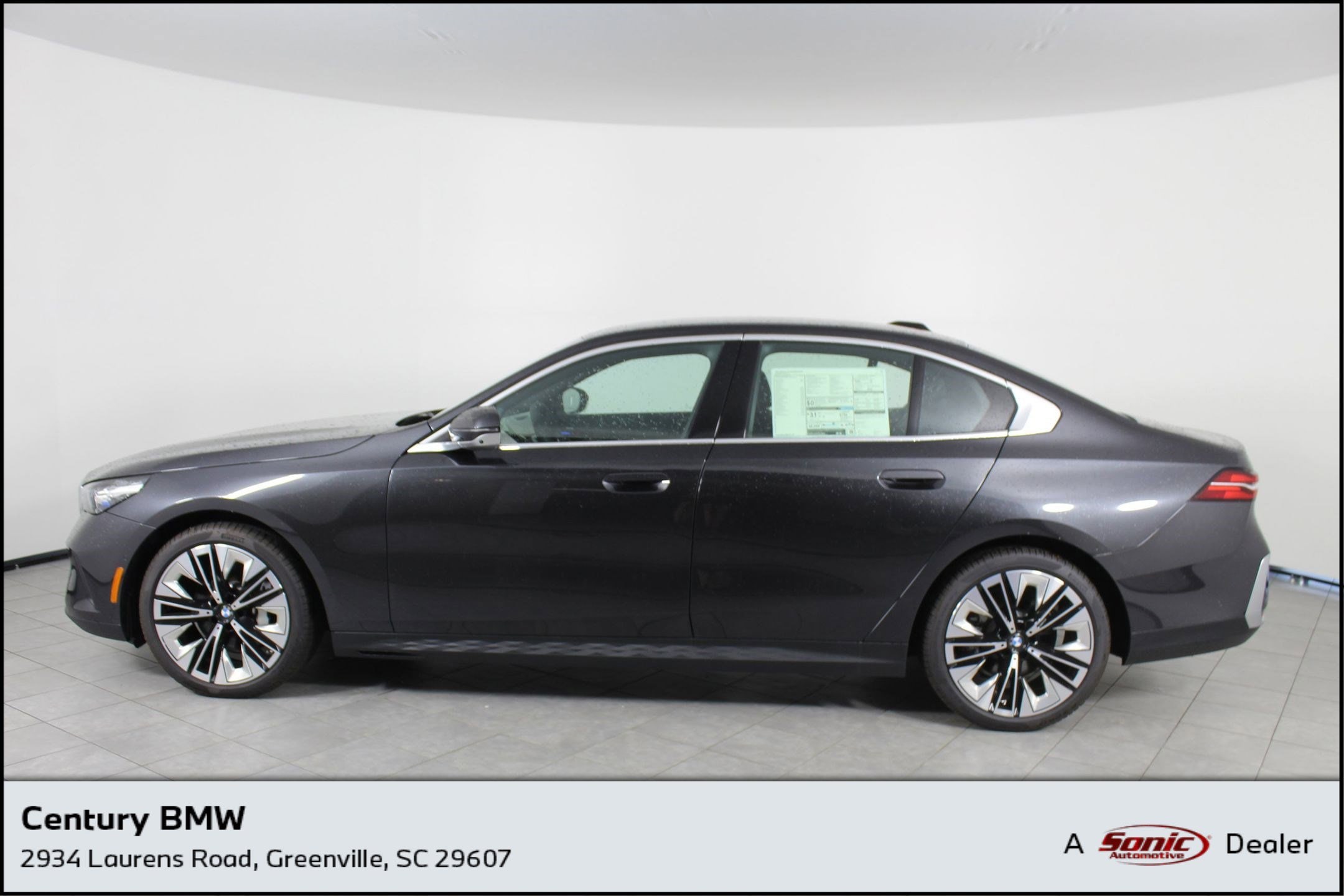 2025 BMW 530i Sedan 