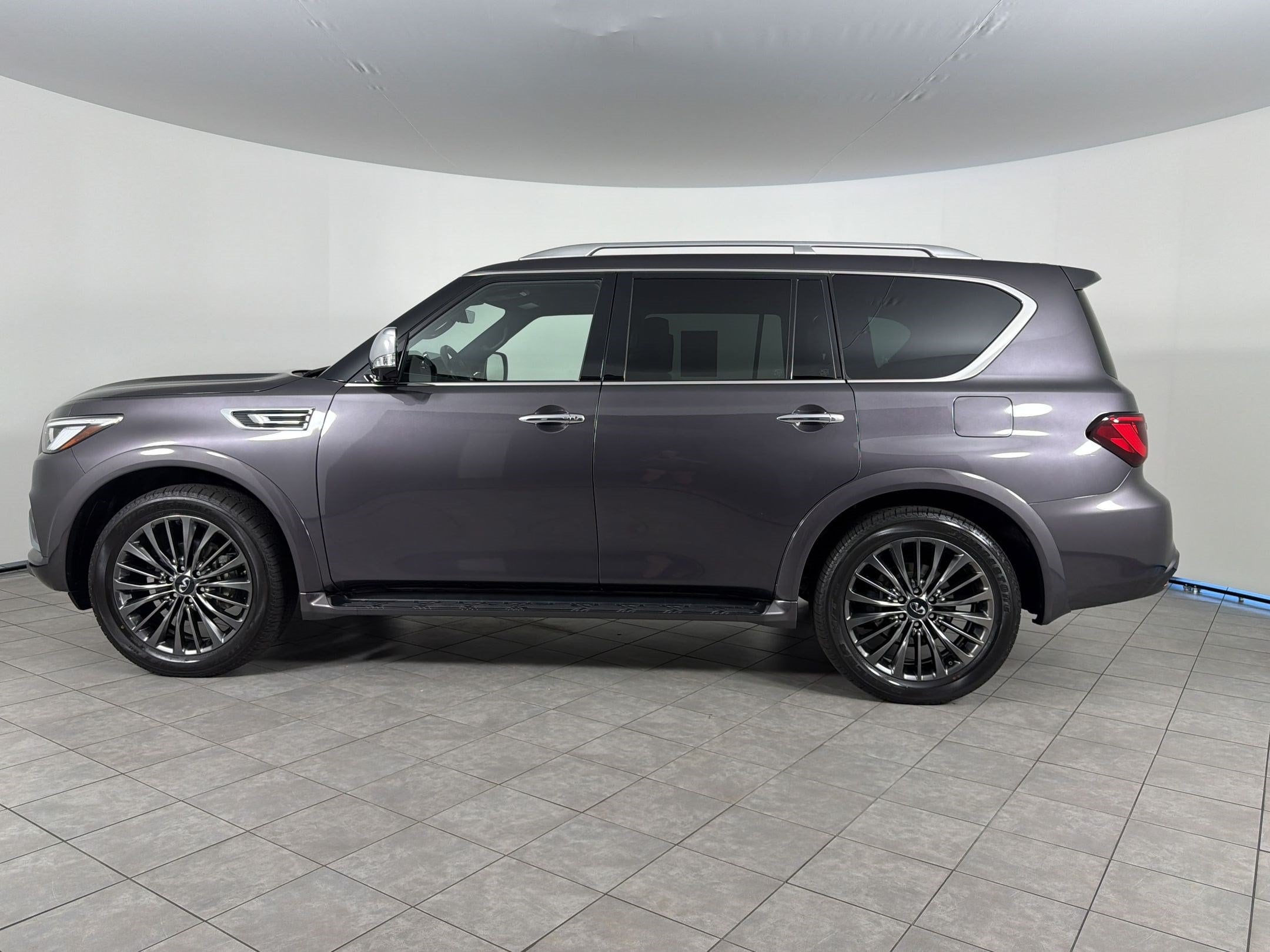 2023 INFINITI QX80 SENSORY SUV