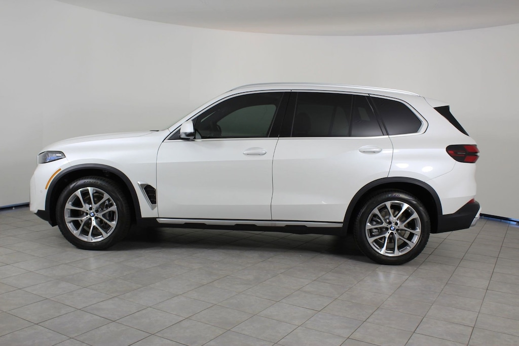 New 2026 BMW X5 xDrive40i SUV